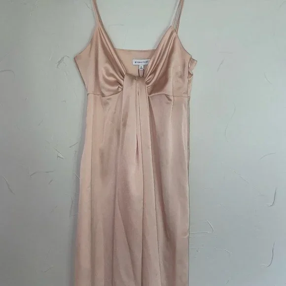 Gianni Bini | Dresses | Black Tie Champagne Dress Size | Poshmark Gianni Bini | Dresses | Black Tie Champagne Dress Size | Poshmark